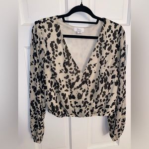 Spotted Crop Top Blouse